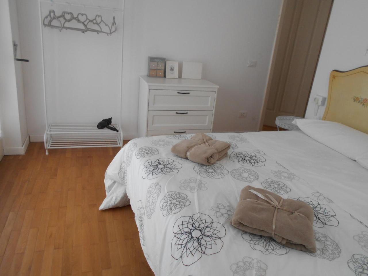 Guesthouse Viale Bergamo Eksteriør billede