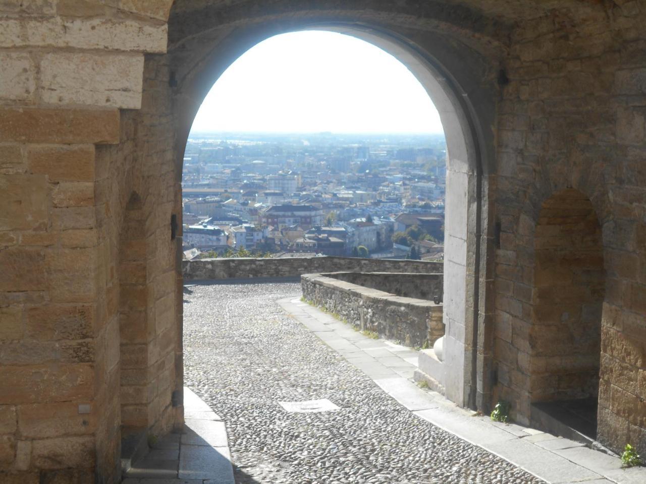 Guesthouse Viale Bergamo Eksteriør billede